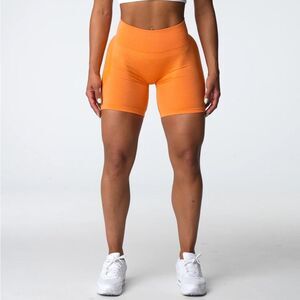 NVGTN Sunset Orange Contour Seamless Shorts Medium NWT in packaging‎